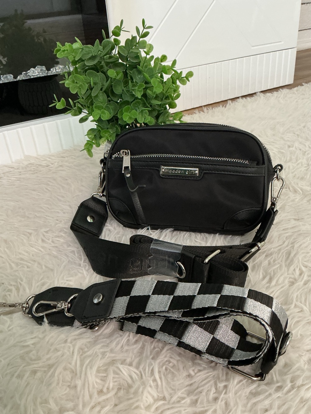 Madden Girl Black Crossbody Camera Bag with Removable Webbed Strap NWOT